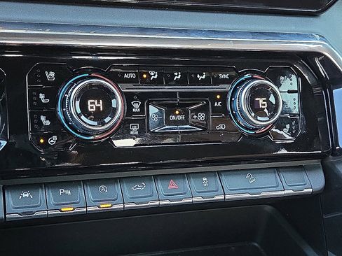 Used 2025 GMC Sierra 1500 Denali Ultimate image 19