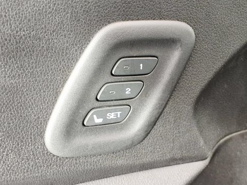 Used 2015 Honda CR-V Touring image 17