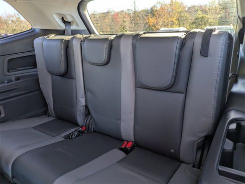 Certified 2025 Subaru Ascent Onyx Edition w/ Onyx Package image 12