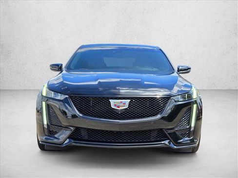 Used 2023 Cadillac CT5 V w/ Platinum Package RWD image 2