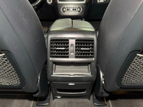 Used 2016 Mercedes-Benz GL 450 4MATIC w/ Premium I Package image 25