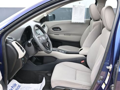 Used 2016 Honda HR-V EX image 19