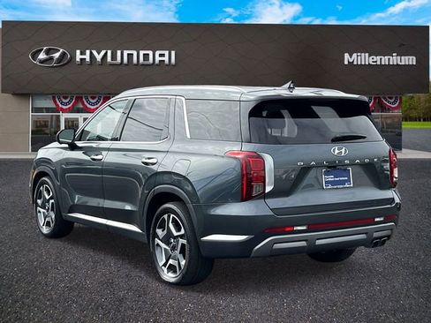 Used 2023 Hyundai Palisade Limited image 6