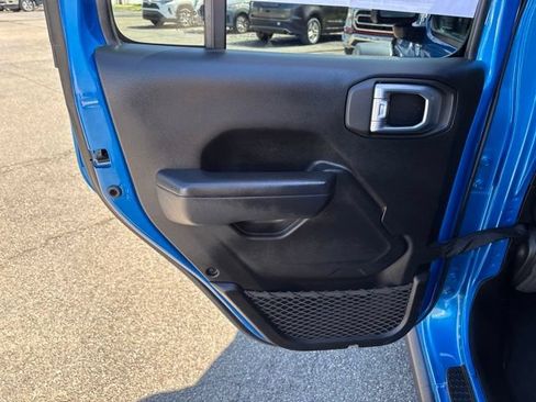 Used 2024 Jeep Wrangler Unlimited Sport AWD/4WD image 19
