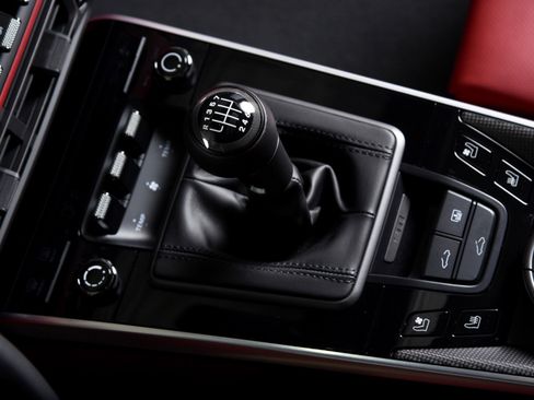 Used 2024 Porsche 911 Carrera S image 6