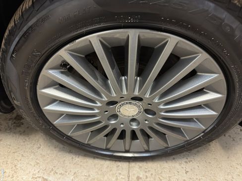 Used 2015 Mercedes-Benz C 300 Luxury image 34