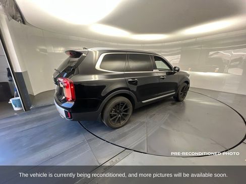 Used 2024 Kia Telluride S w/ S Sunroof Package FWD image 6