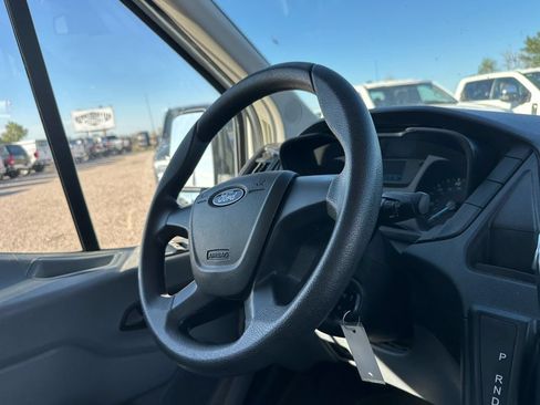 Used 2018 Ford Transit 350 XL RWD image 18