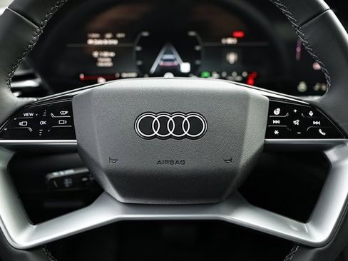 New 2025 Audi Q5 Premium Plus image 31