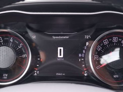 Used 2019 Dodge Challenger SXT RWD image 16