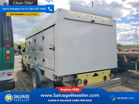 Used 2019 Ford E-450 and Econoline 450 Super Duty w/ Power Windows & Locks Group RWD image 3