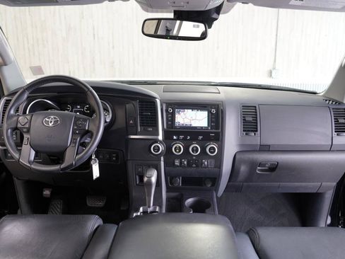Used 2019 Toyota Sequoia TRD Sport w/ TRD Sport Premium Package RWD image 17
