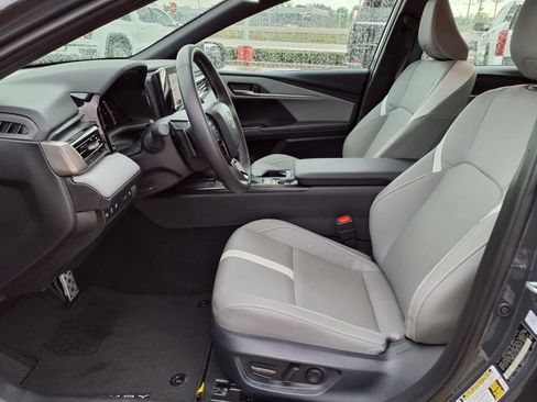 Used 2026 Toyota Camry SE FWD image 17