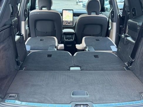 Certified 2025 Volvo EX90 Plus image 21