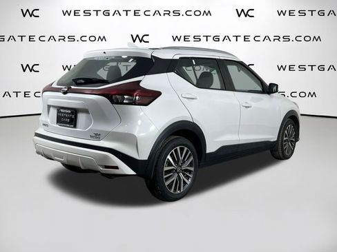 Used 2022 Nissan Kicks SV image 43