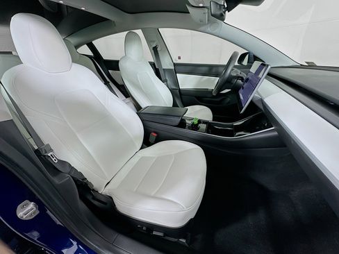 Used 2020 Tesla Model 3 Standard Range Plus image 29