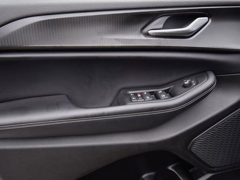 Used 2023 Jeep Grand Cherokee Altitude image 28