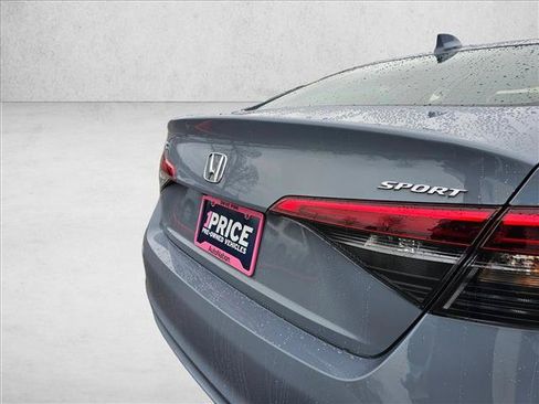 Used 2024 Honda Civic Sport image 12