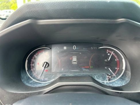 Used 2024 Toyota RAV4 XLE FWD image 22
