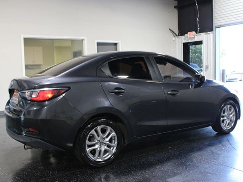 Used 2016 Scion iA FWD image 3