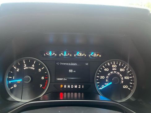 Used 2016 Ford F150 XLT w/ Equipment Group 302A Luxury AWD/4WD image 17