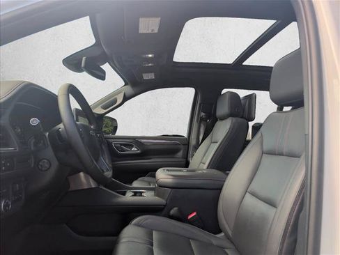 Used 2023 Chevrolet Tahoe RST w/ Luxury Package RWD image 13