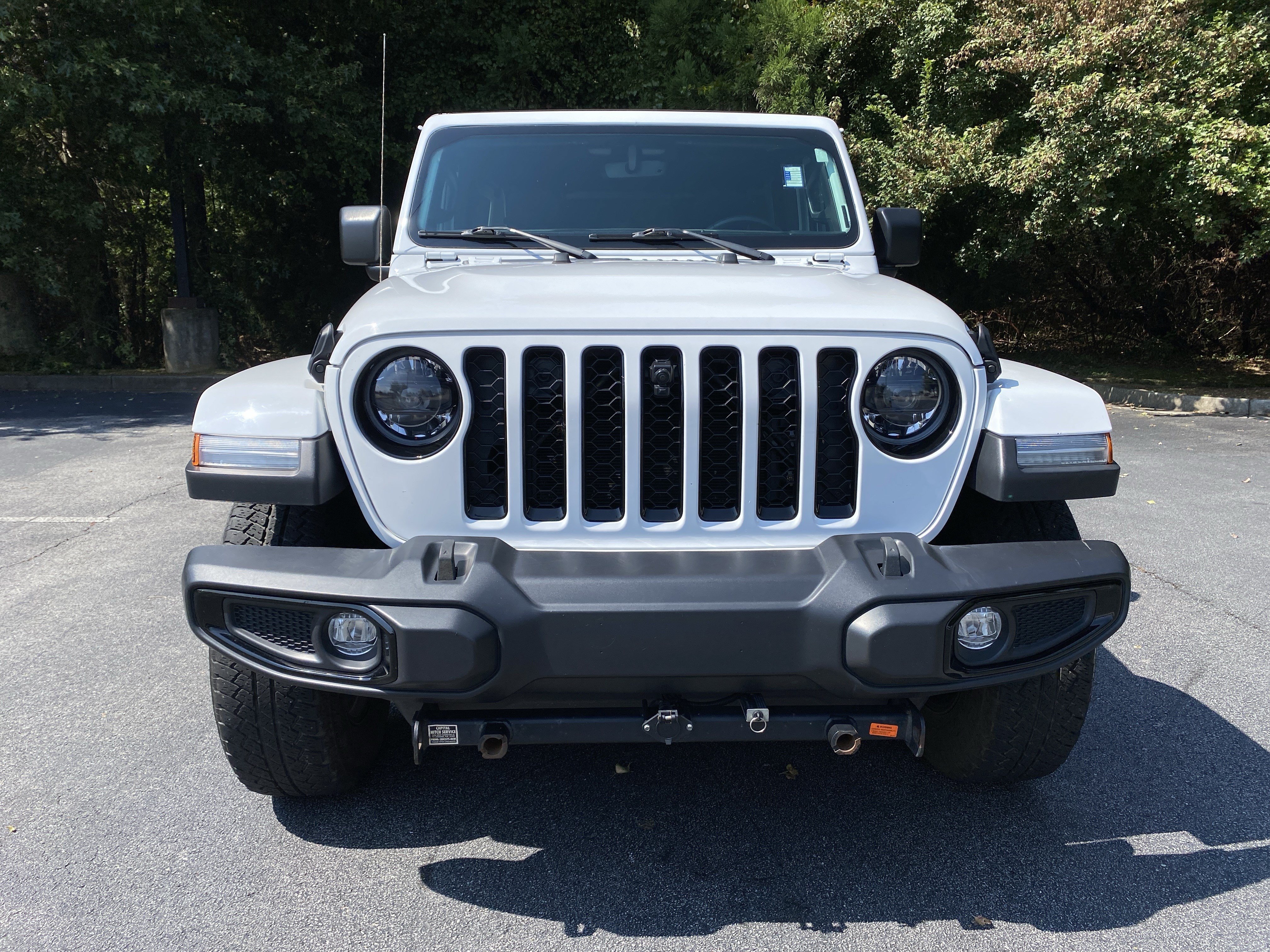 Used 2023 Jeep Wrangler Unlimited Sahara AWD/4WD image 3