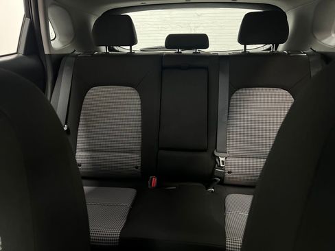 Used 2023 Hyundai Kona SE image 27