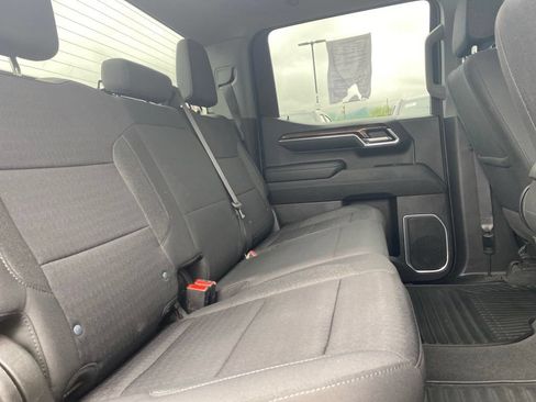 Used 2023 Chevrolet Silverado 1500 LT AWD/4WD image 12