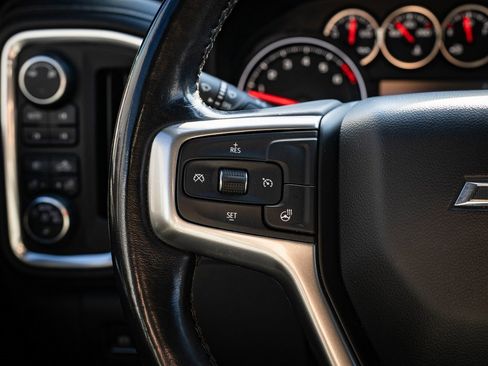 Used 2019 Chevrolet Silverado 1500 RST image 26