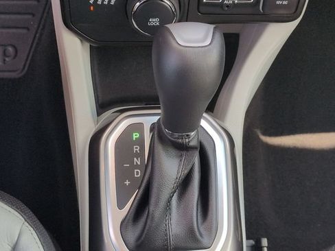 Used 2022 Jeep Renegade Limited AWD/4WD image 25