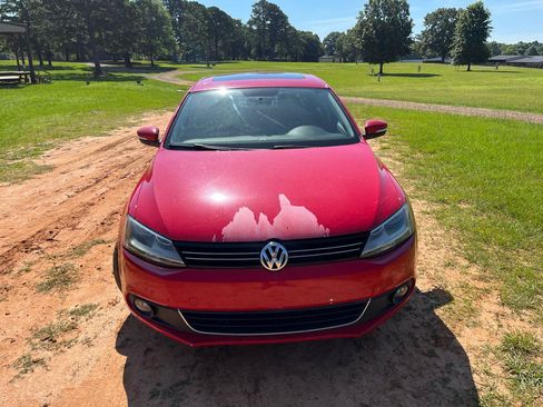 Used 2014 Volkswagen Jetta TDI FWD image 3