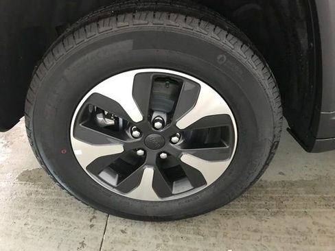 New 2025 Jeep Grand Cherokee Limited 4xe image 40