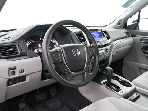 Used 2017 Honda Pilot EX image 24
