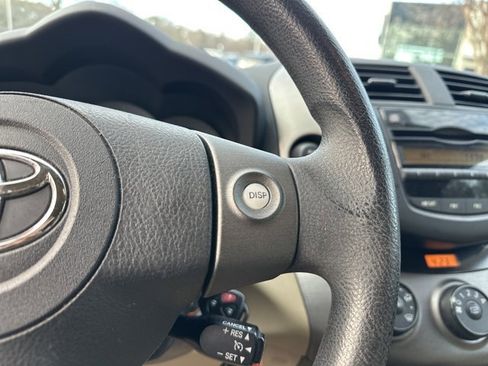 Used 2011 Toyota RAV4 4WD V6 image 29