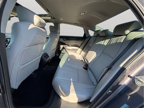 Used 2019 Honda Accord EX-L image 34