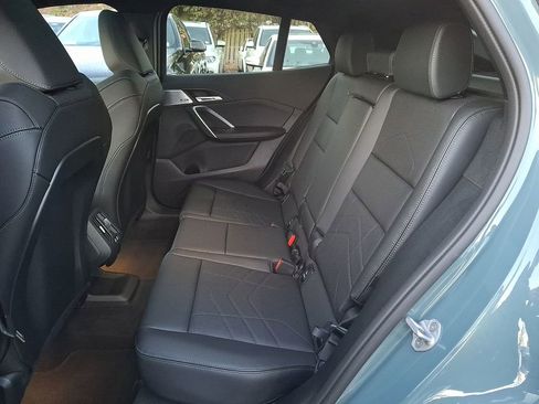 Used 2025 BMW X2 xDrive28i w/ Premium Package image 7