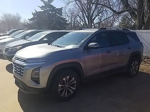 Certified 2025 Chevrolet Equinox LT w/ Convenience Package II image 13