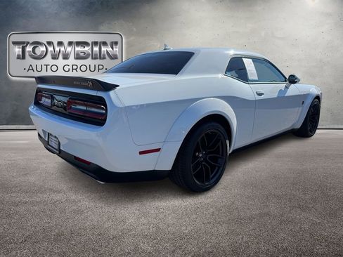 Used 2023 Dodge Challenger R/T Scat Pack RWD image 5