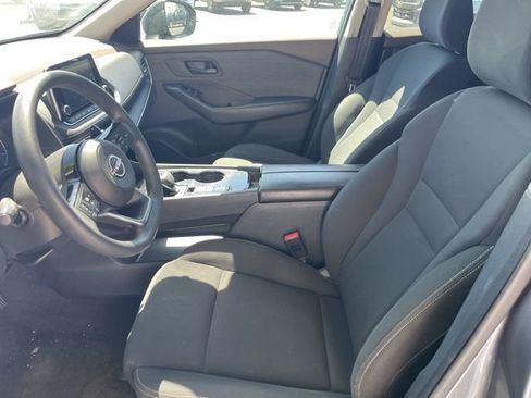 Used 2023 Nissan Rogue S FWD image 9