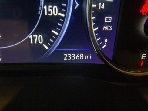 Used 2023 Buick Enclave Avenir w/ Avenir Technology Package image 24