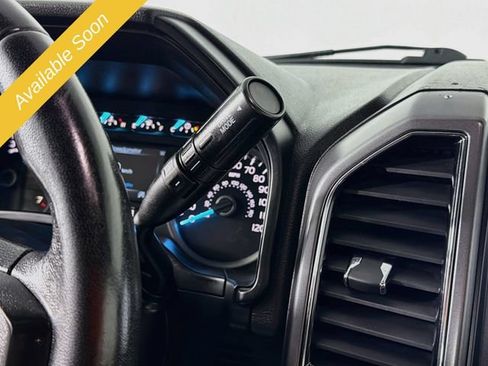 Used 2018 Ford F150 XLT w/ Equipment Group 302A Luxury AWD/4WD image 17
