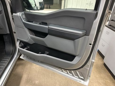 Used 2022 Ford F150 XLT w/ Trailer Tow Package image 26