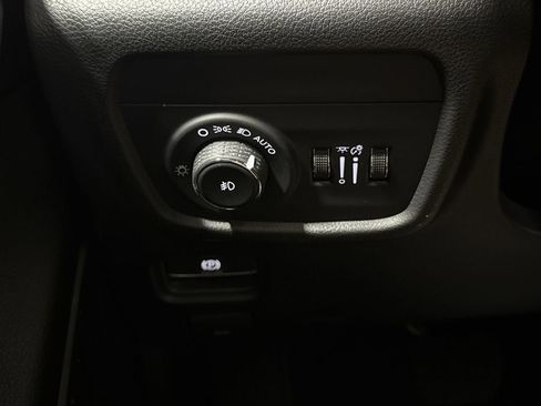 New 2026 Jeep Grand Cherokee Limited AWD/4WD image 19