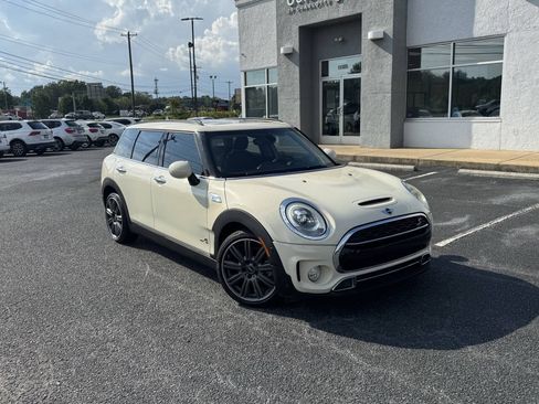 Used 2018 MINI Cooper Clubman S AWD/4WD image 8