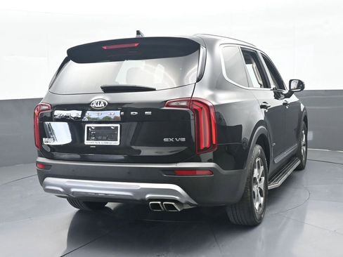 Used 2021 Kia Telluride EX image 5