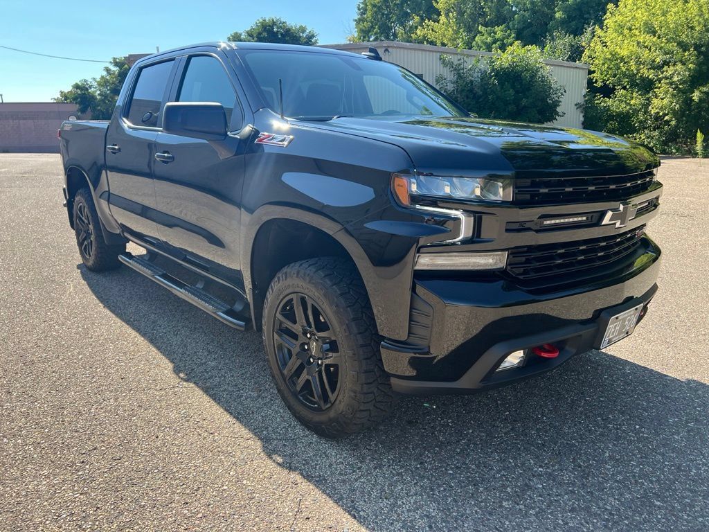 Used 2021 Chevrolet Silverado 1500 LT Trail Boss w/ Bed Protection Package AWD/4WD image 11