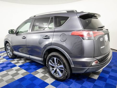 Used 2016 Toyota RAV4 XLE FWD image 6