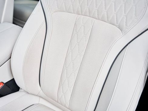 Used 2024 BMW ALPINA XB7 image 54