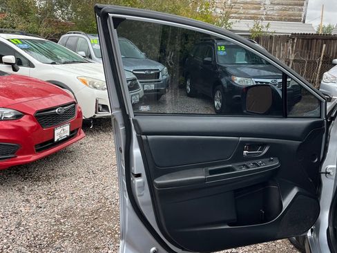 Used 2014 Subaru Crosstrek 2.0i Limited image 10